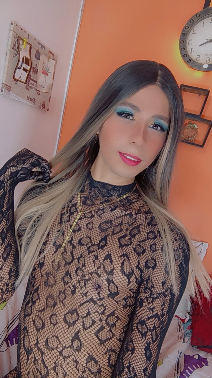 laura_latinahot