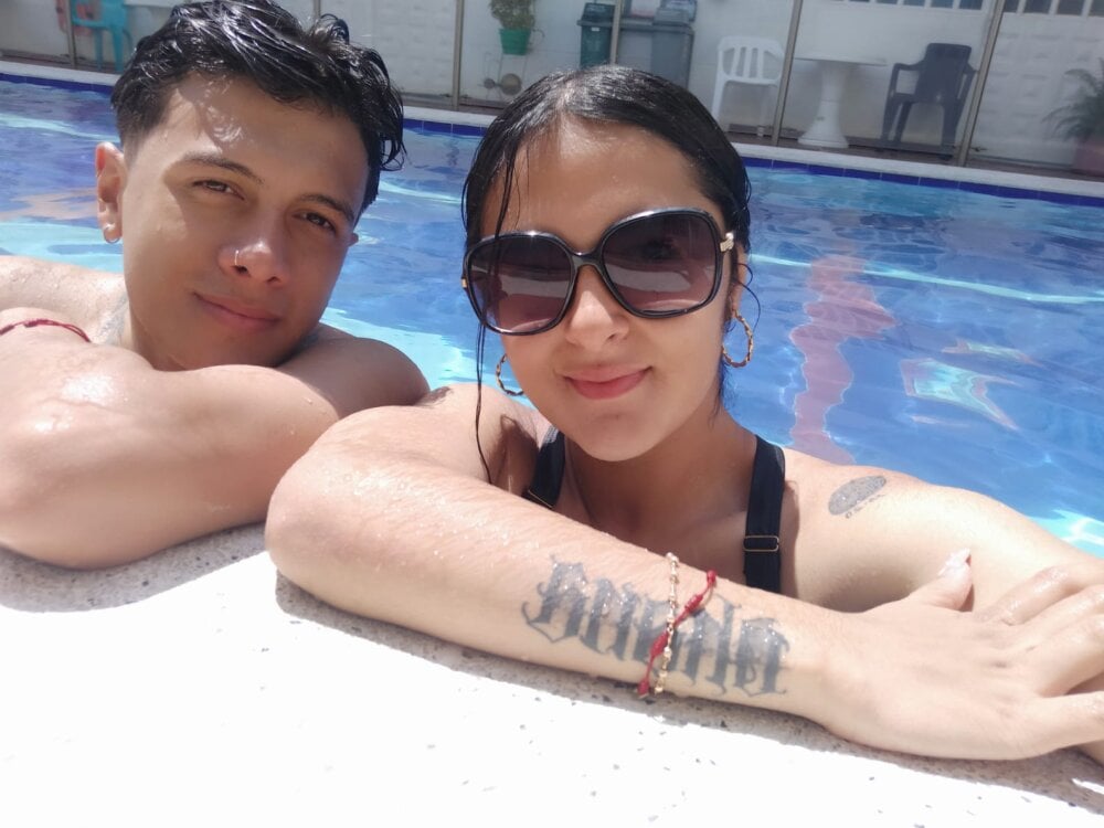 Live sex webcam photo for Hardfucker_Team #285200824