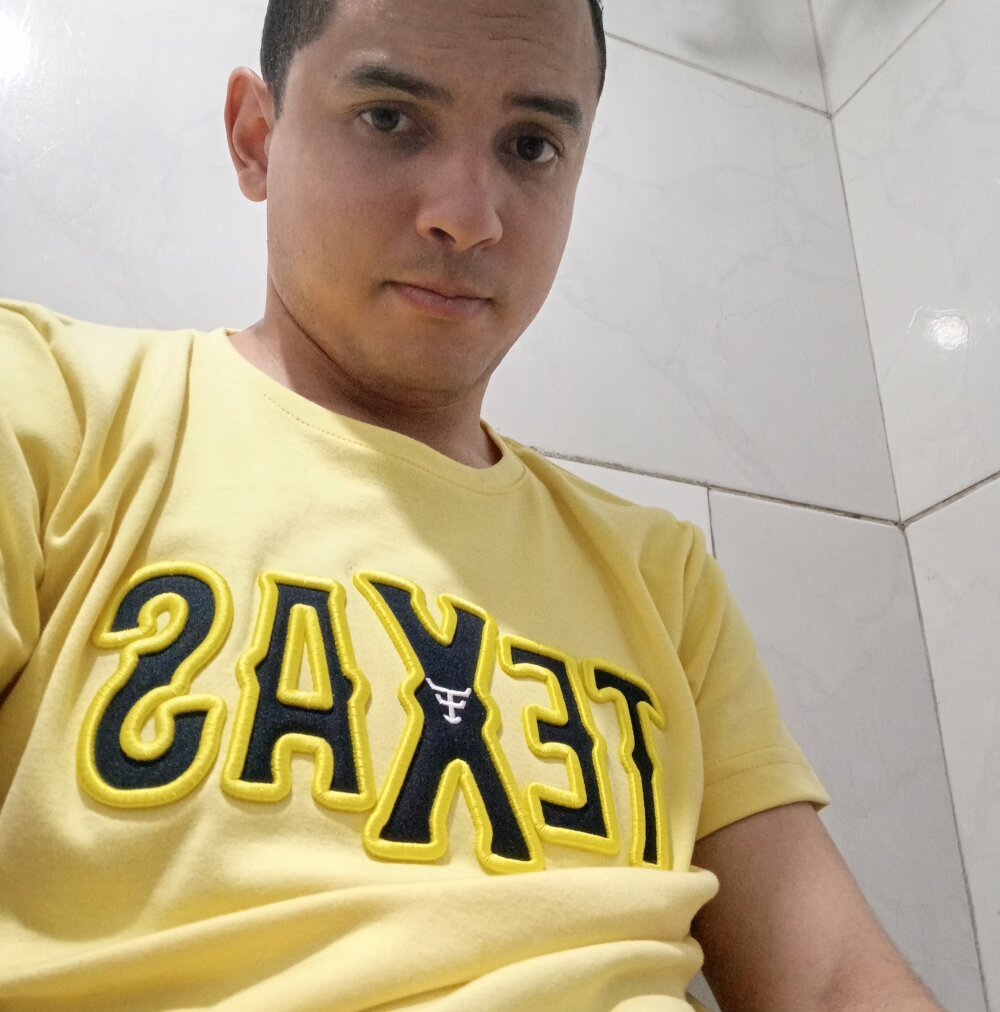 hotchannelyess from stripchat