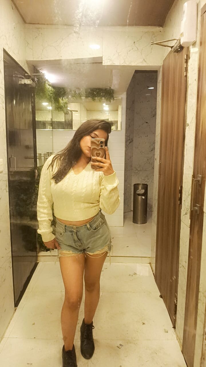 Neha_010
