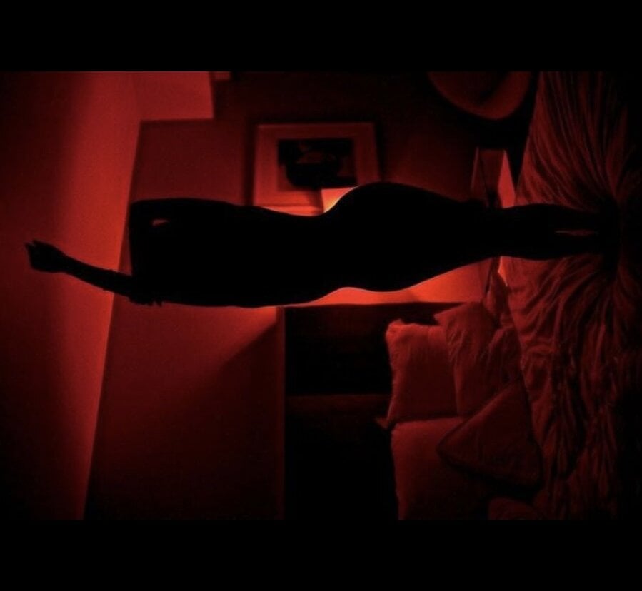 newporncams.com lucrecia_33 livesex profile in latino cams