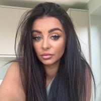 ChelseaRyan's Offline Chat Room