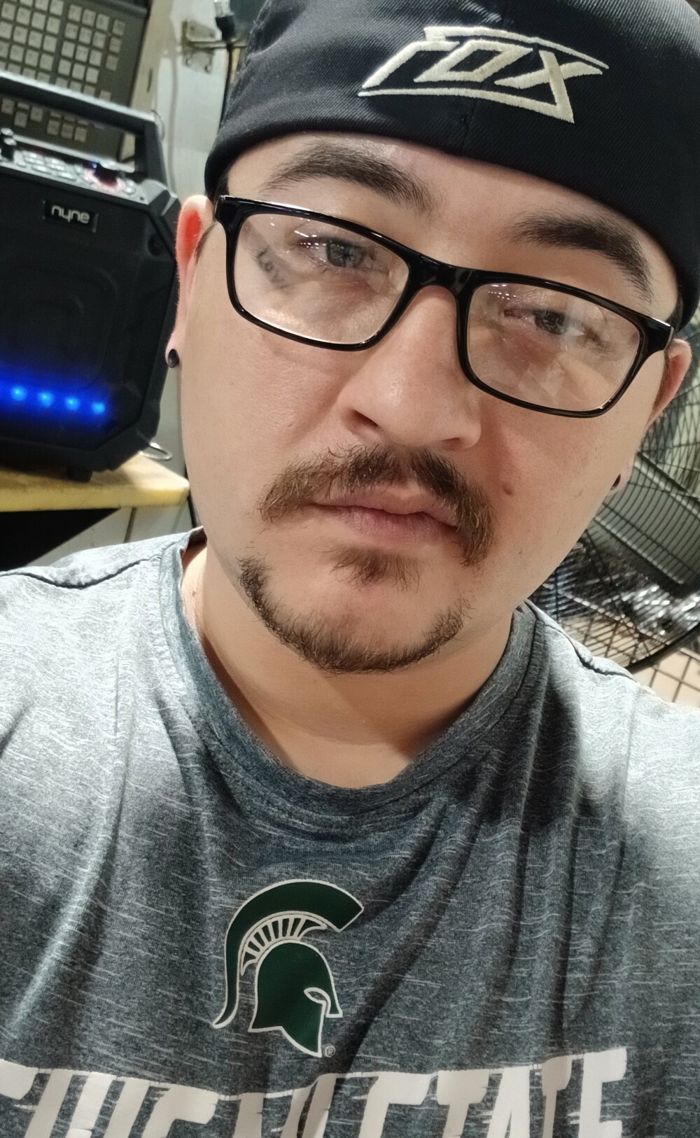 SwishaMoney420's Offline XXX Chat