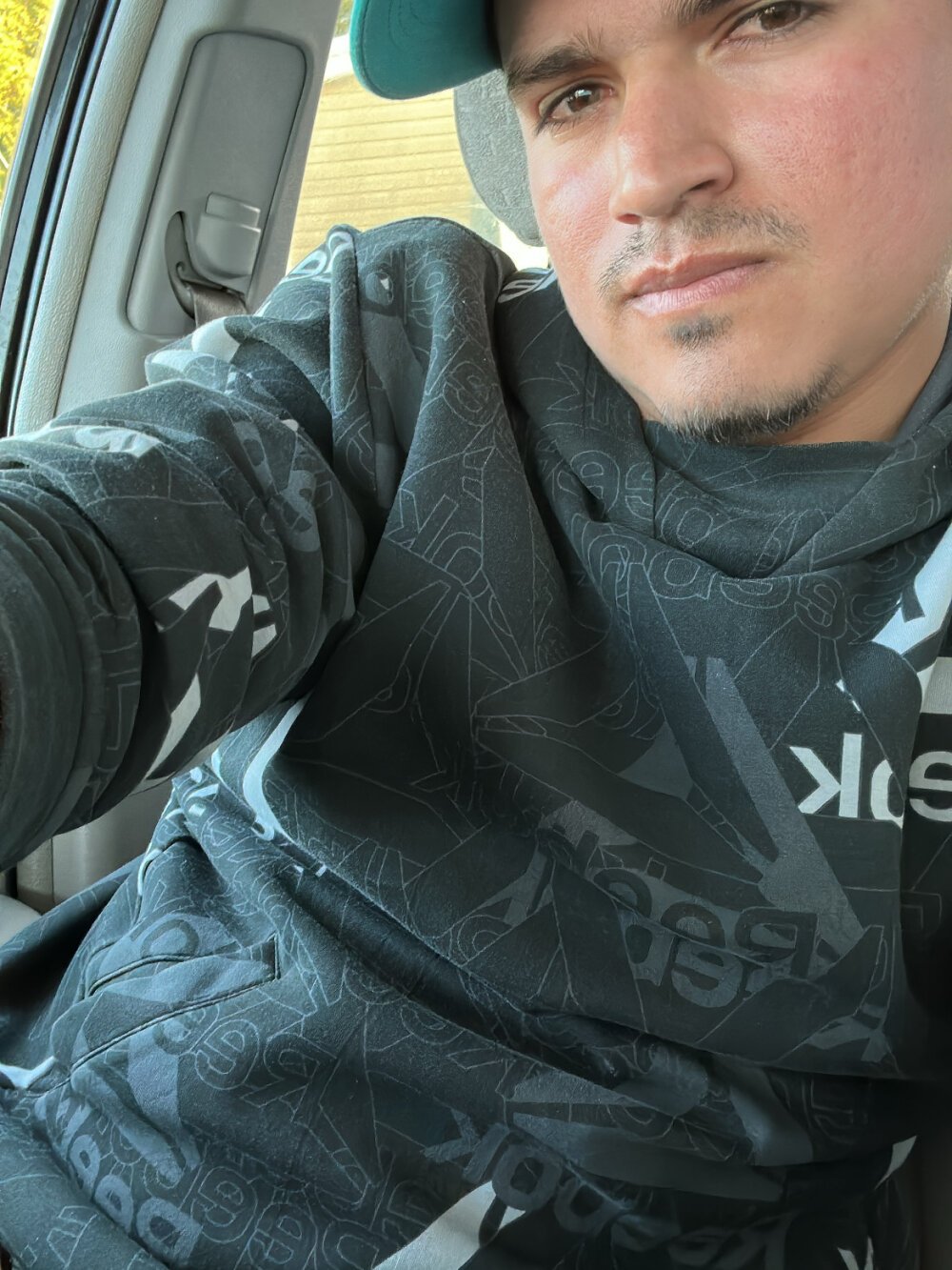 ElMostrito's Offline XXX Chat