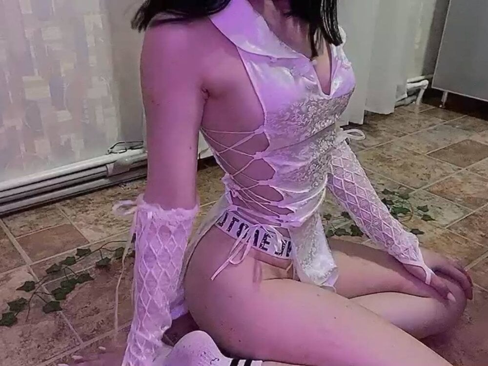 stripchat horny_l0la Live Webcam Featured On sexcam3d.net