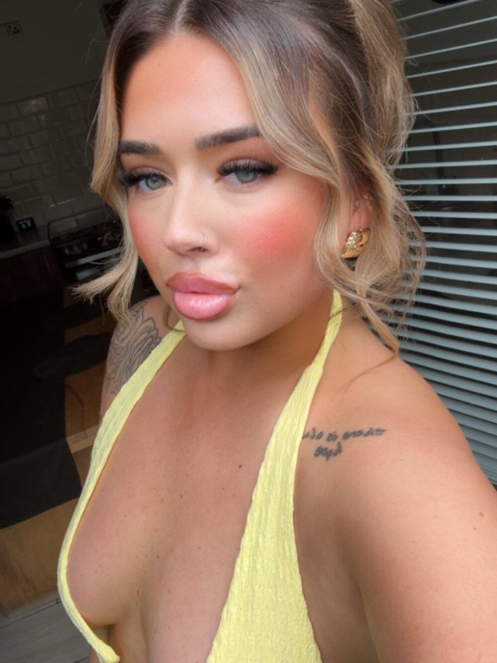 BadBitchClaudia's Offline XXX Chat