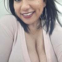 Valentine_Jade's Live Sex Cam Show