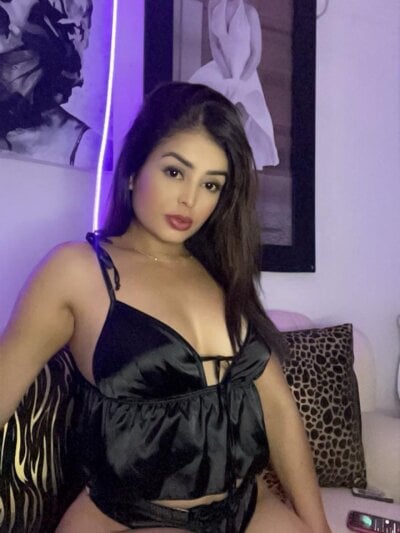 katyilatina from stripchat