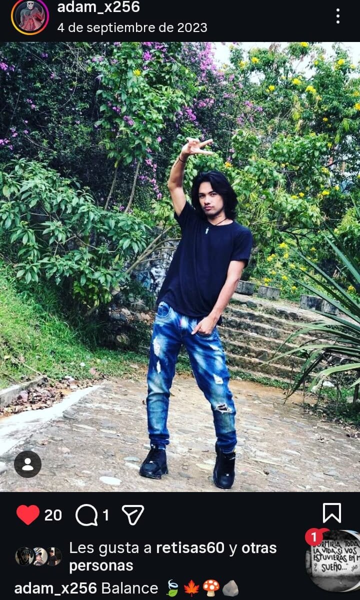 adam_latinohot profile