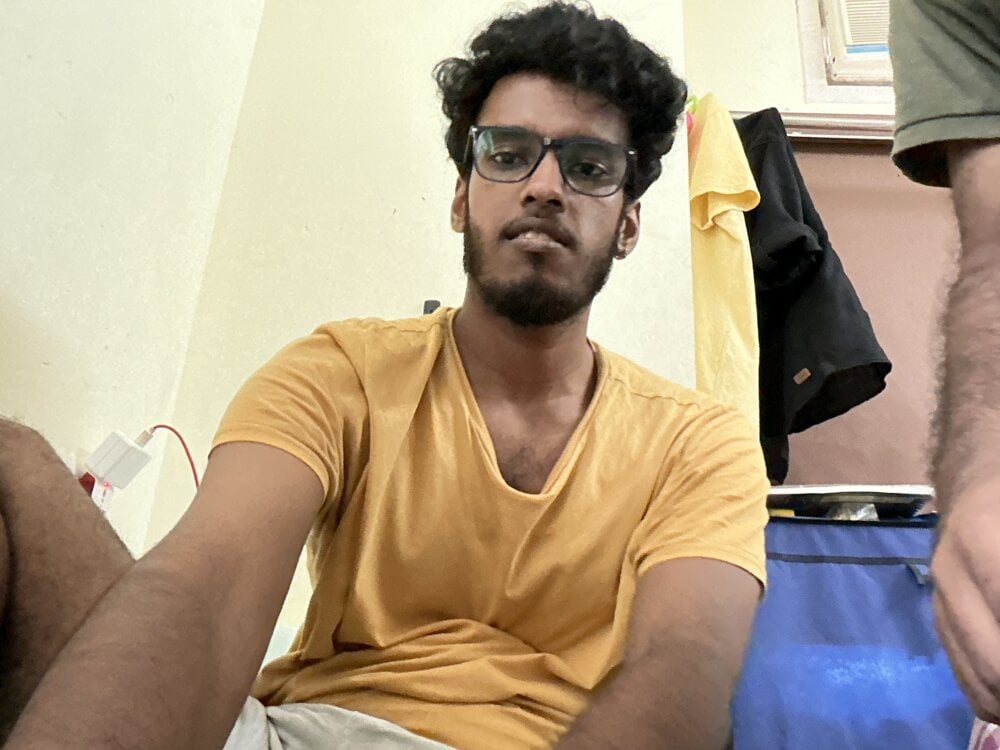 nivedthomas0123's Offline Chat Room