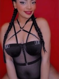 couple_tnt's Offline XXX Chat