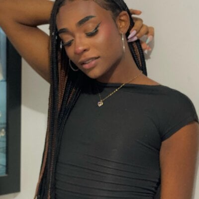 Belelaqueen_18