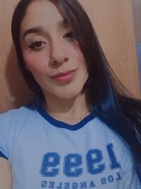 Catalina_Bustos's webcam live show