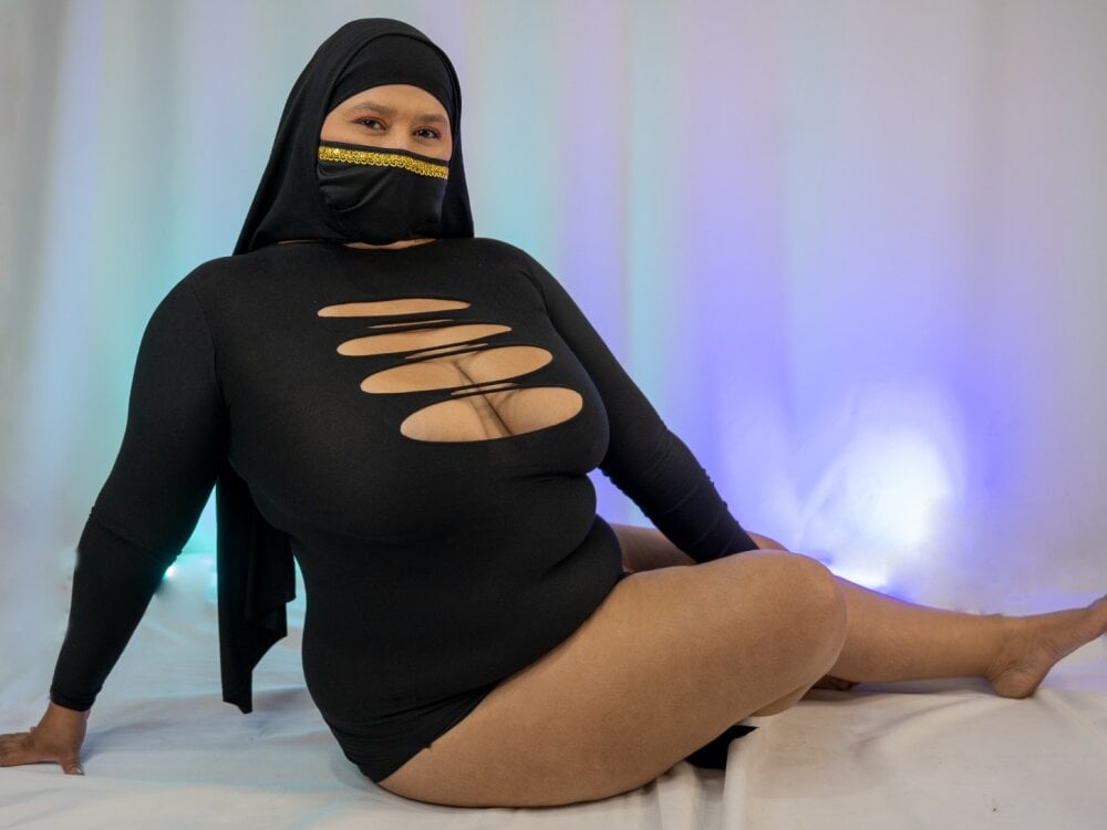 amal_boobs profile