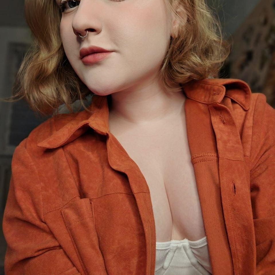 onaircams.com olivia_lior livesex profile in blue-eyes cams