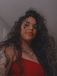 esmeraldas27's Offline XXX Chat
