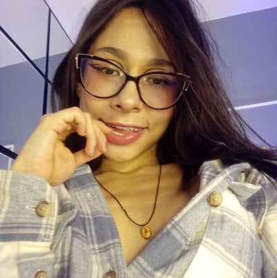 kyomisweet from stripchat