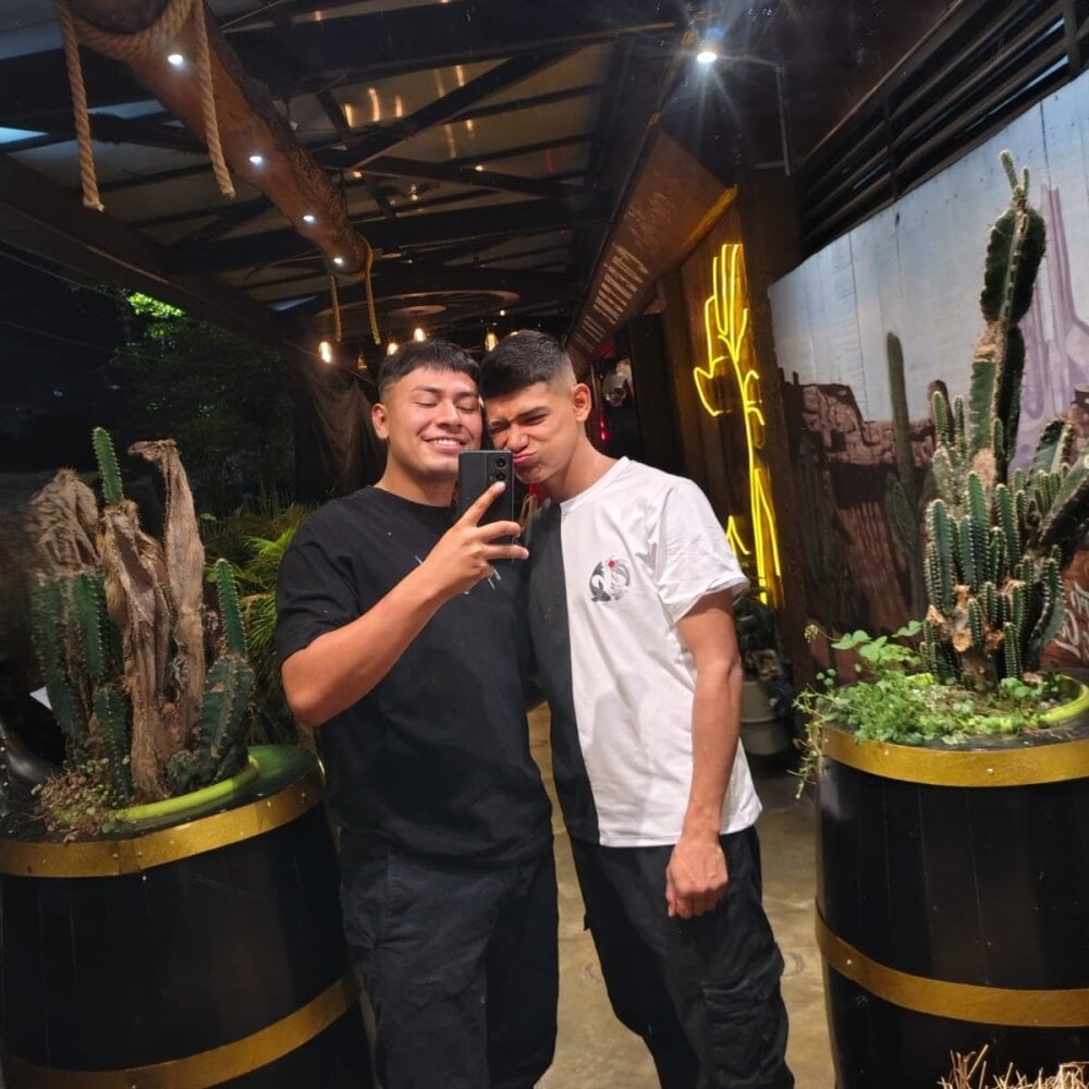 neitan_and_axel from stripchat