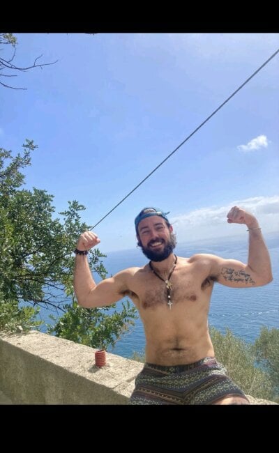 M00nscar Male American Free Webcam Chat
