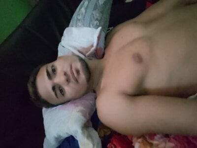 Yeico692 - Stripchat Boy 