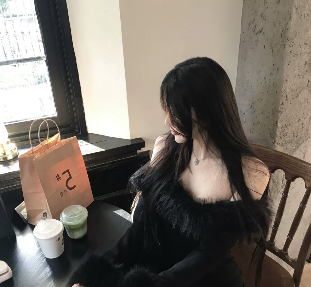 Offline XXX chat modela UHYO-22