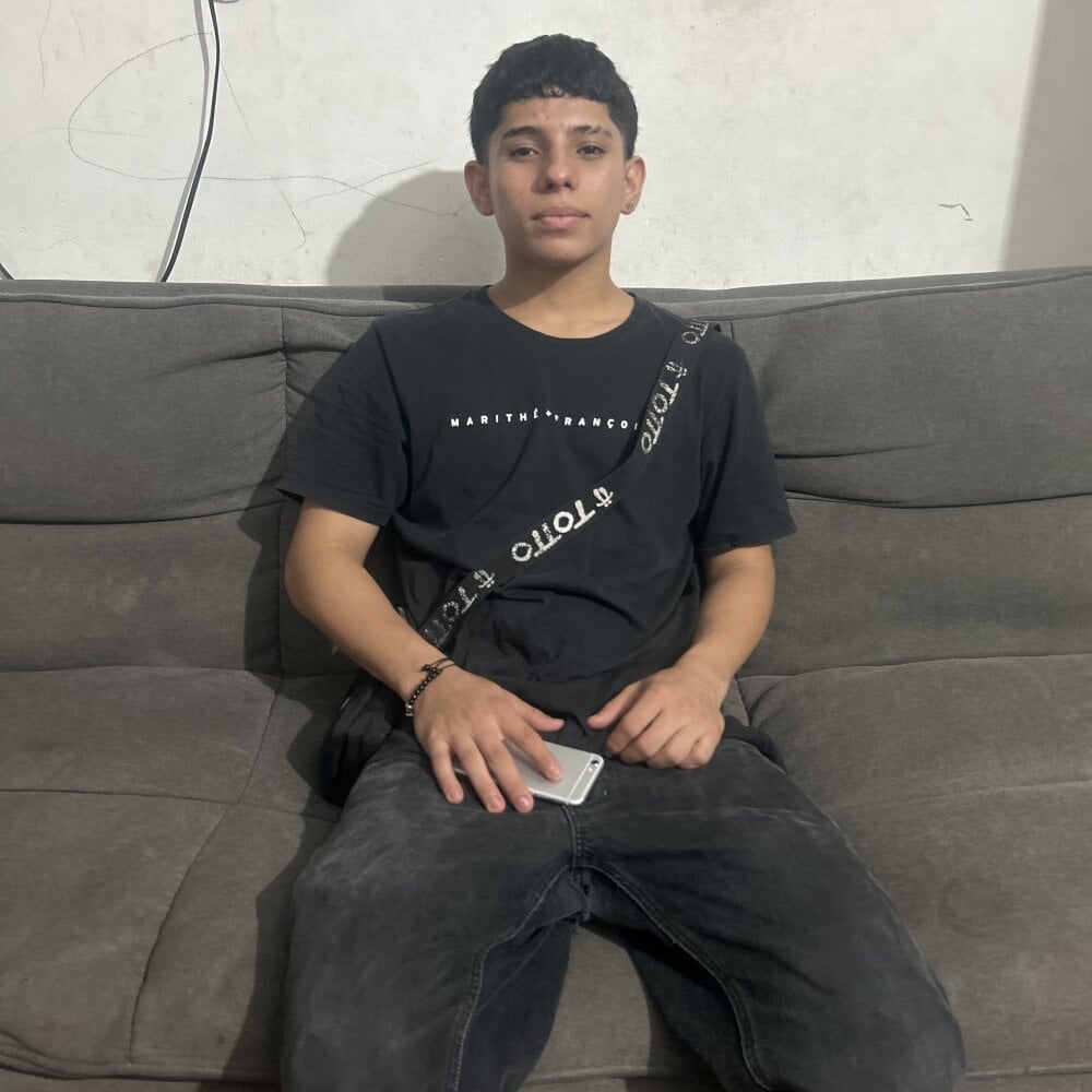 Mrs-mike-hott-boy profile