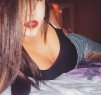 Tiara_hot's Offline XXX Chat