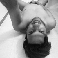 neonarrativeme's webcam live show