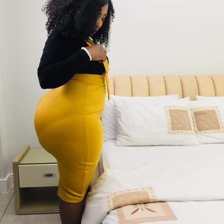 GiantBootyMilf's Offline XXX Chat