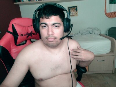 Martigato3 Live Cam on StripChat