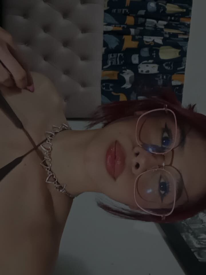 yourgirlammi from stripchat