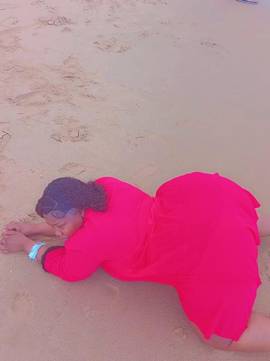 mega-camsex.net naughtysexyass93 livesex profile in ebony cams