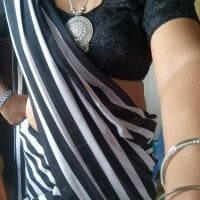 tamil-meera55's Webcam Show