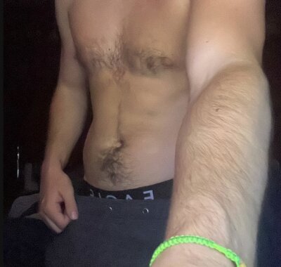 Thomasvarn Male Muscle Adult Live Webcam