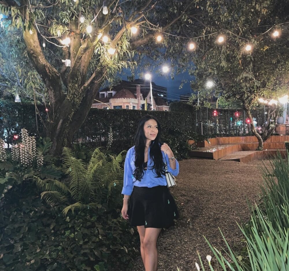 Live sex webcam photo for Gytha_davis #290088102