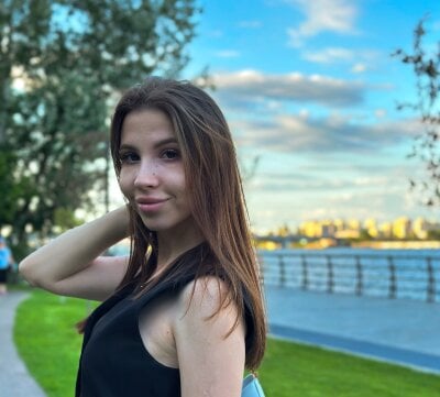 Asterelle Female Newmiddlepricedprivates Free Webcam Naked