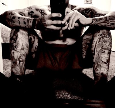 Tattedmeskin69