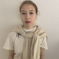 EvaNelsson's Offline Chat Room