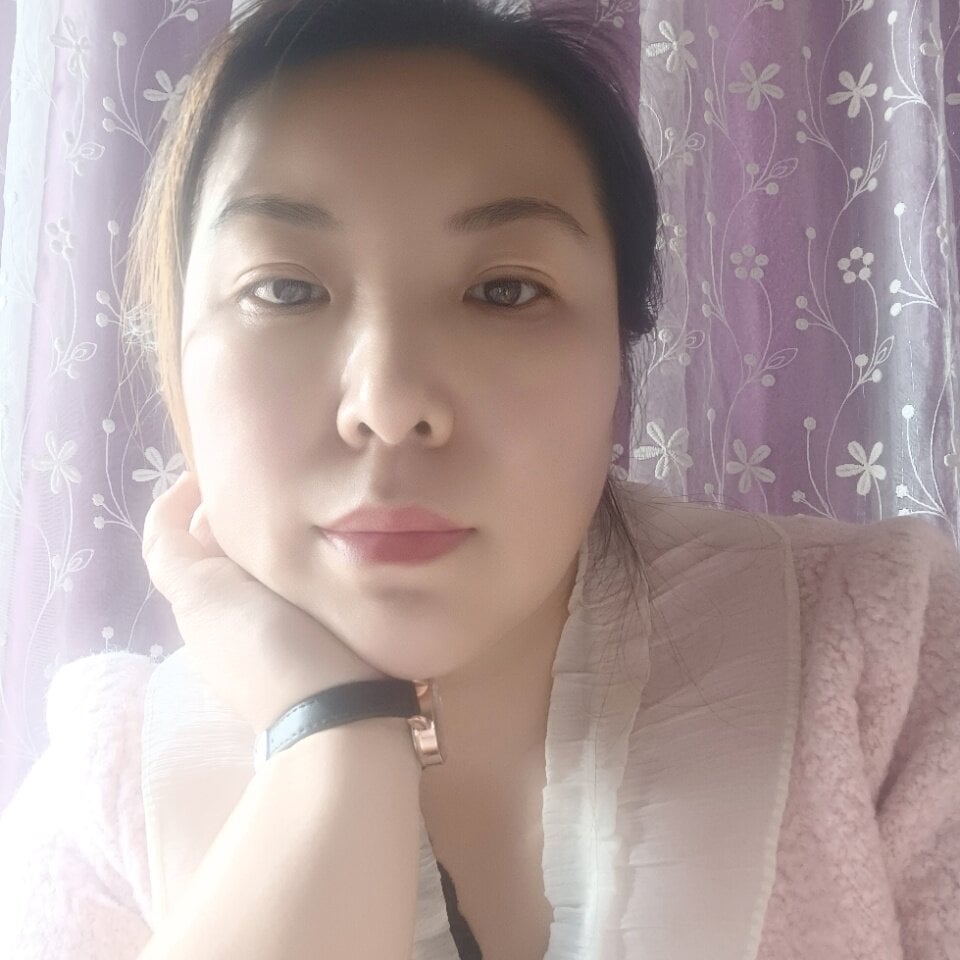 stripchat xuanxuan-w webcam profile pic via sexcam-girls.com