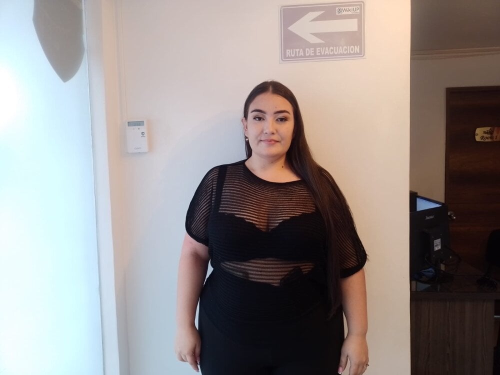 sexcams-joy.com amaraelliott livesex profile in bisexual cams