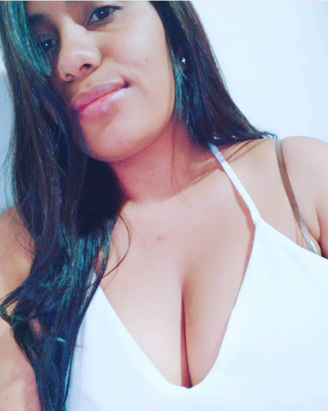 Marianahot13
