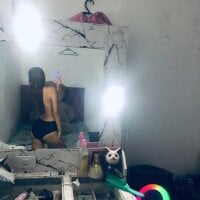 CaritoLatina's Offline Chat Room