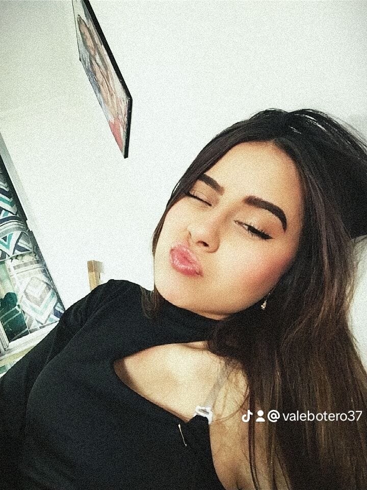 Sophiee_Cum