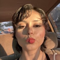 staceyLuv3's Offline XXX Chat