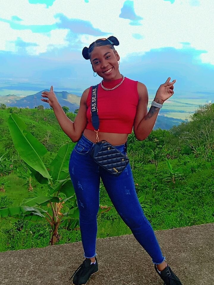 Live sex webcam photo for SarayEboniiHot #285953922