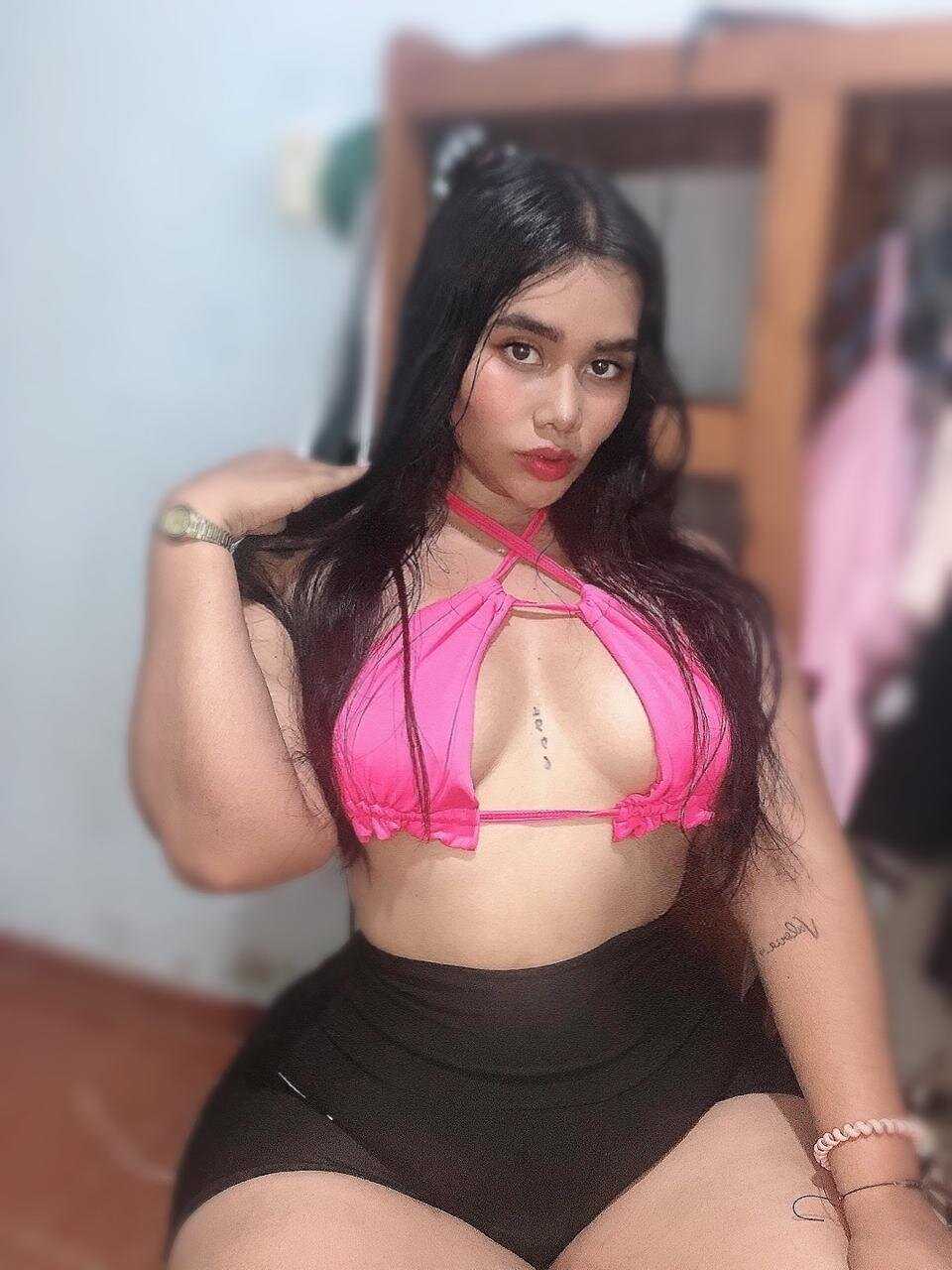 Amber_Bluu