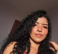 annie_swette's Offline Chat Room