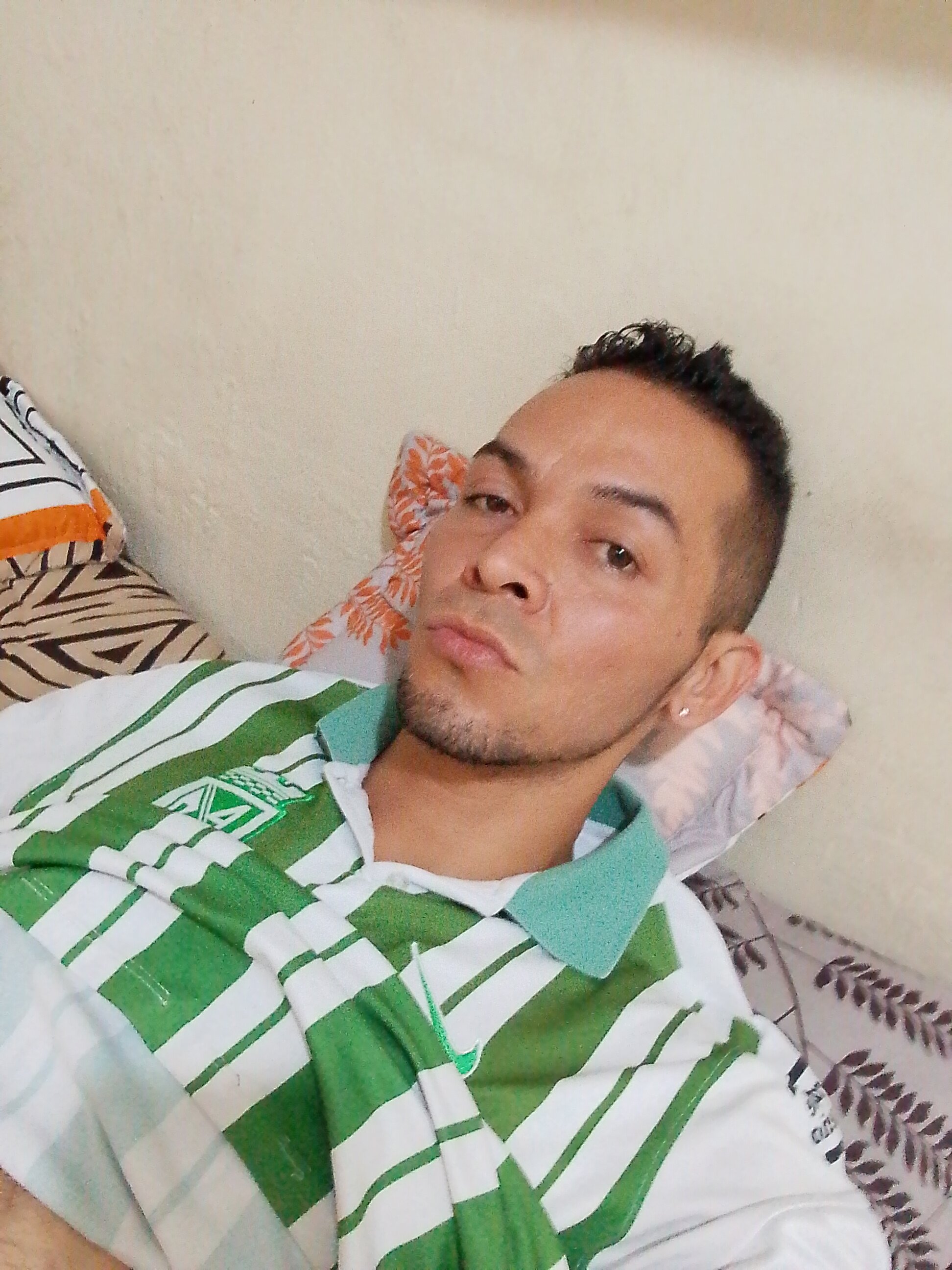 CRIS_HOT123