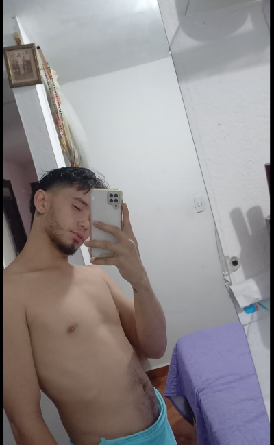 stiveen-wthil from stripchat