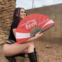 Sadie_Vixxxen's Offline Chat Room
